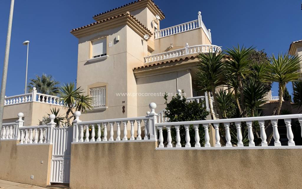 Revente - Villa - Villamartin, Orihuela Costa - Villamartin