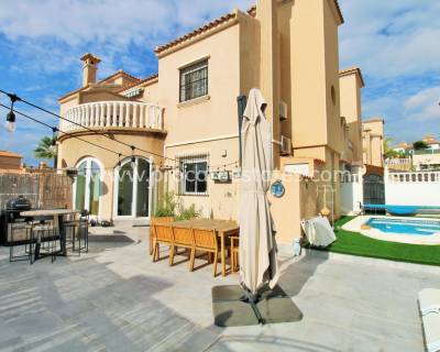 Town house - Resale - Orihuela Costa - Villamartin