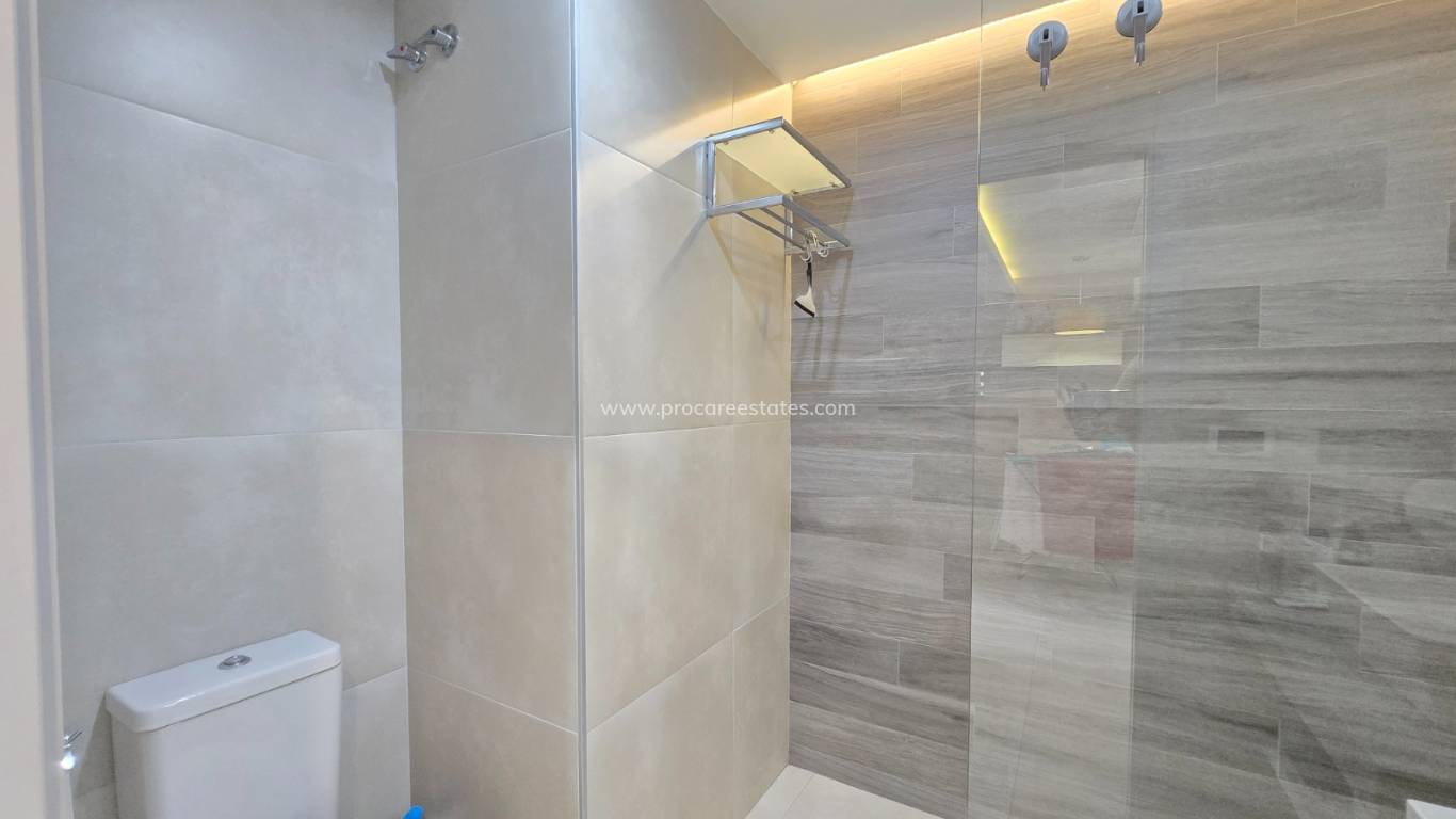 Verkauf - Apartment / Flat * - Orihuela Costa * - Punta Prima *