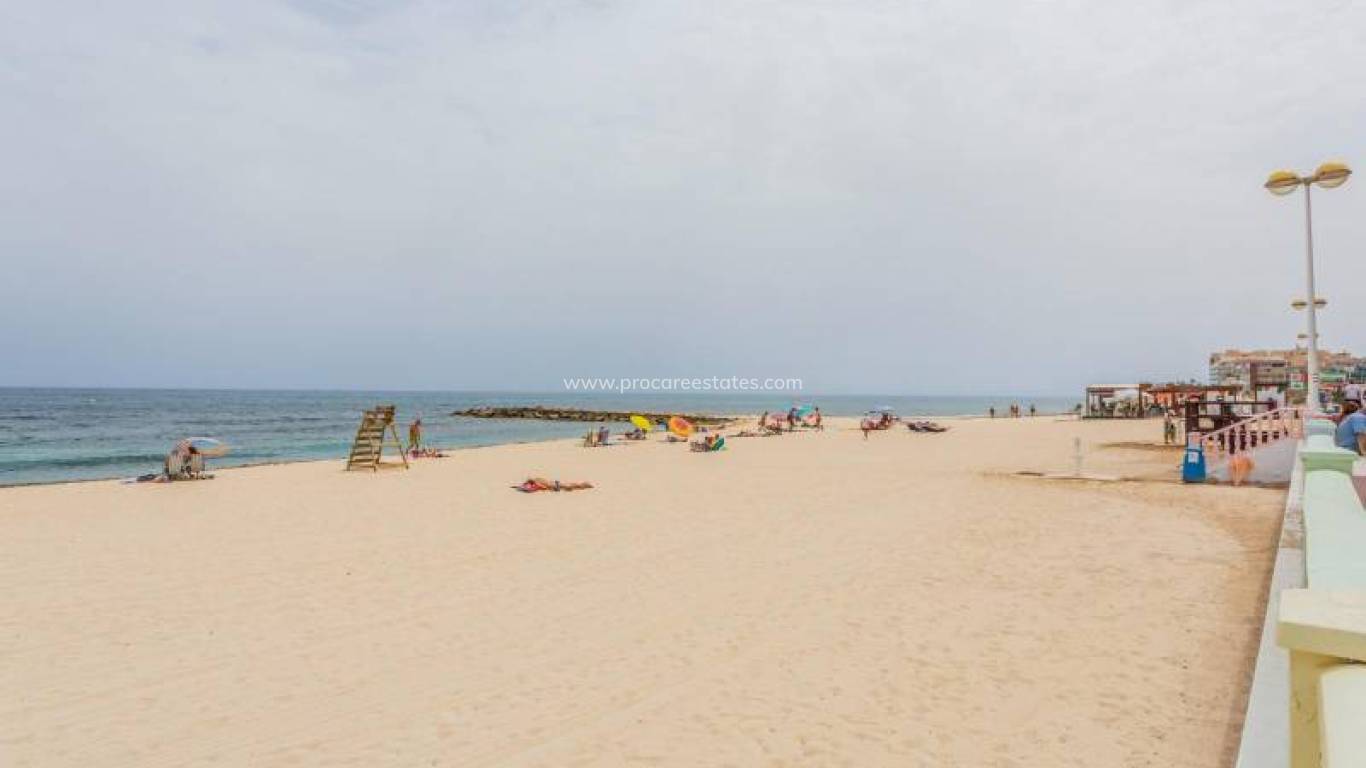 Verkauf - Garage - Torrevieja - Playa Los Locos