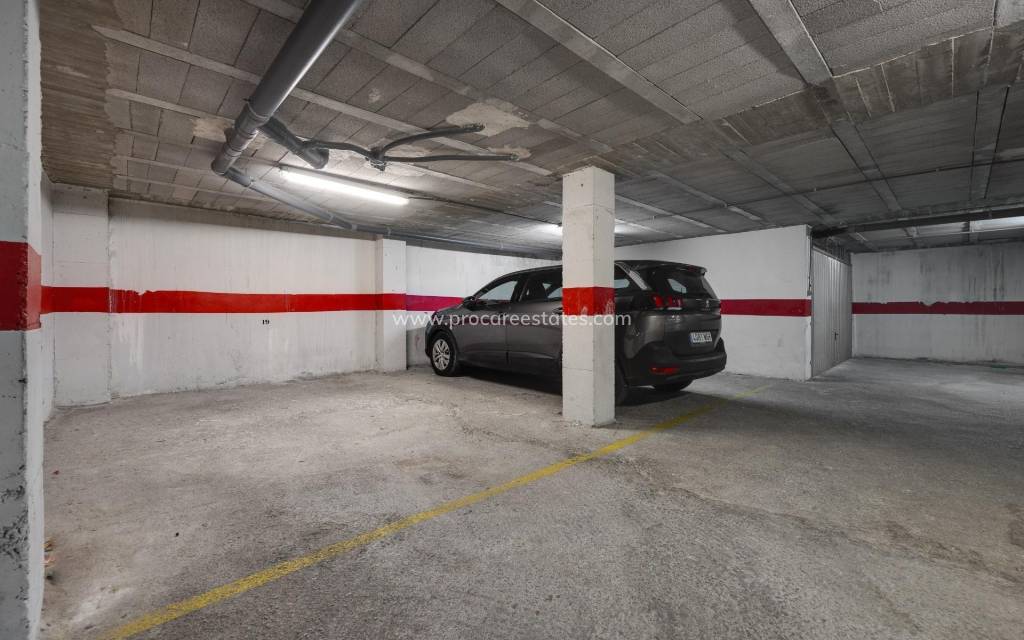 Verkauf - Garage - Torrevieja - Torrevieja Center