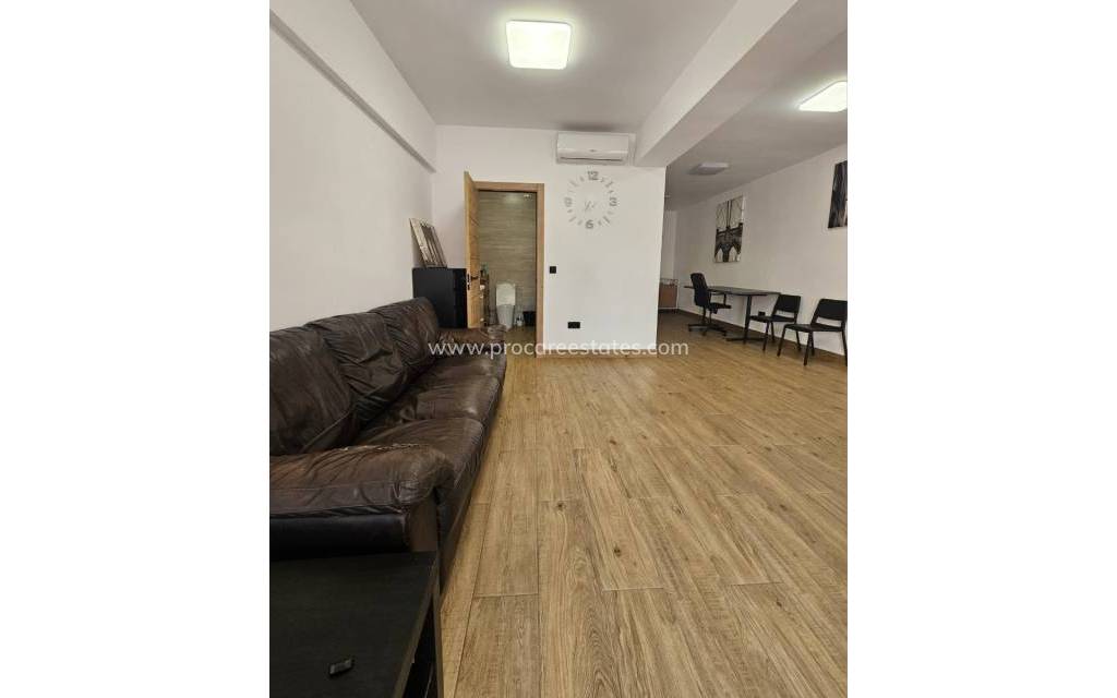 Verkauf - Gewerbeimmobilien - Guardamar del Segura - Town Guardamar