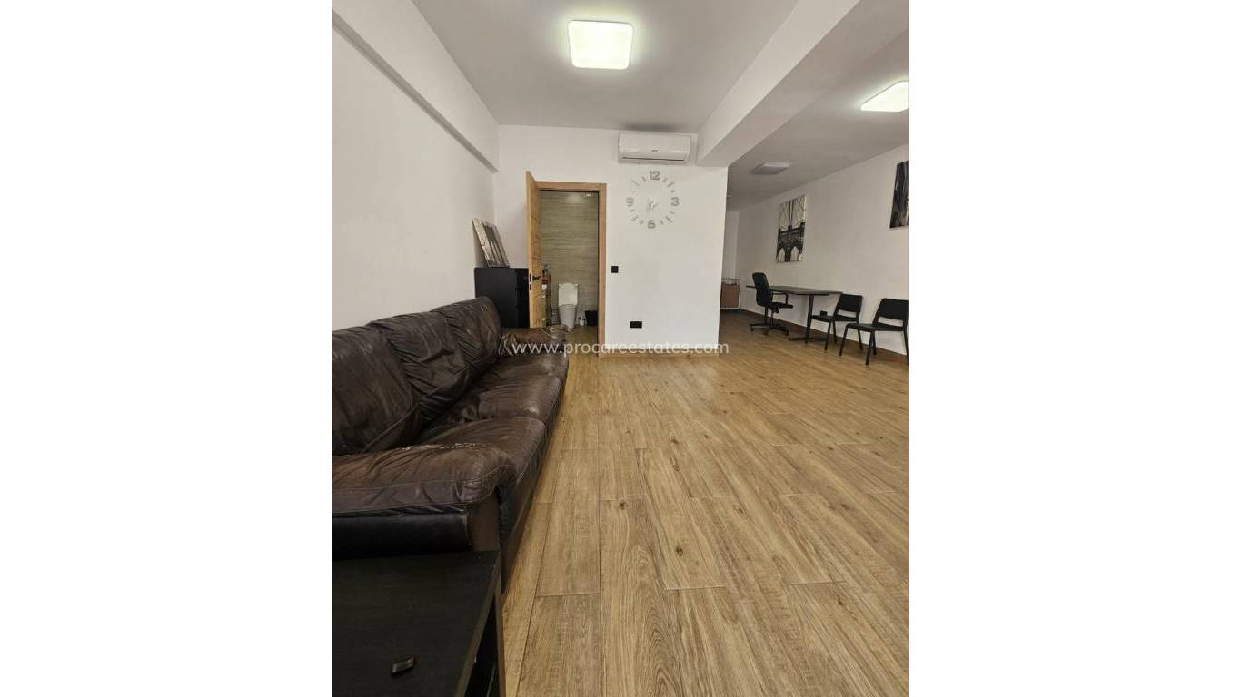 Verkauf - Gewerbeimmobilien - Guardamar del Segura - Town Guardamar