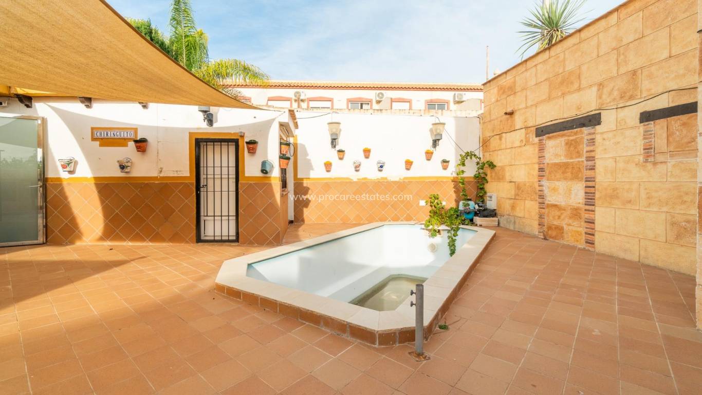 Verkauf - Gewerbeimmobilien - Torrevieja - Los Altos