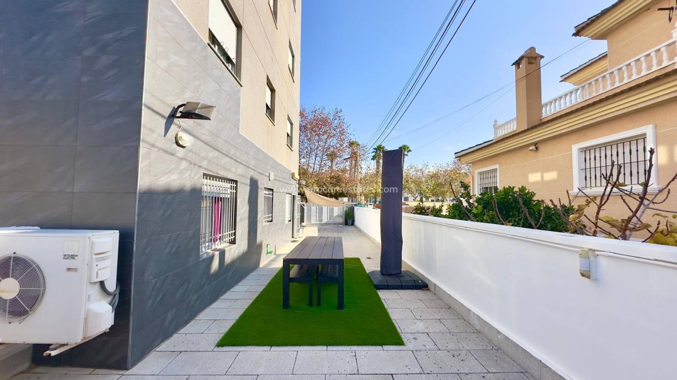 Verkauf - Gewerbeimmobilien - Torrevieja - Playa Del Cura