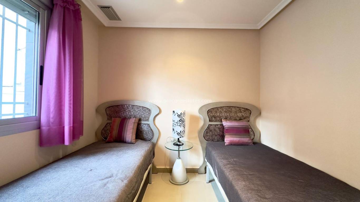 Verkauf - Gewerbeimmobilien - Torrevieja - Playa Del Cura