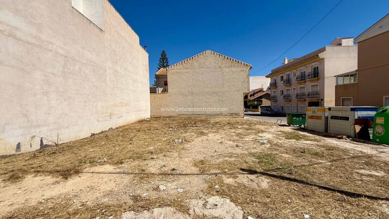 Verkauf - Land - San Miguel de Salinas - CENTRO URBANO