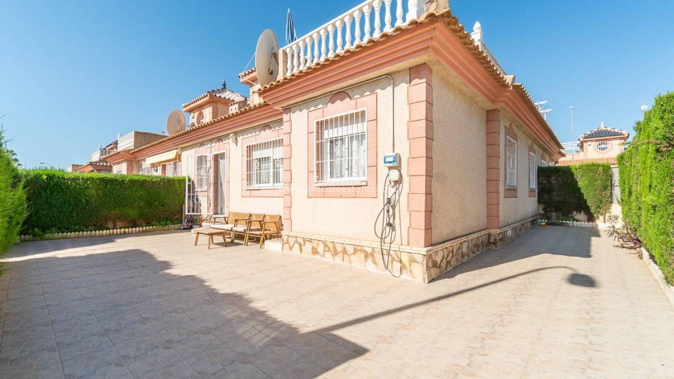 Verkauf - Stadthaus - Orihuela Costa - Punta Prima