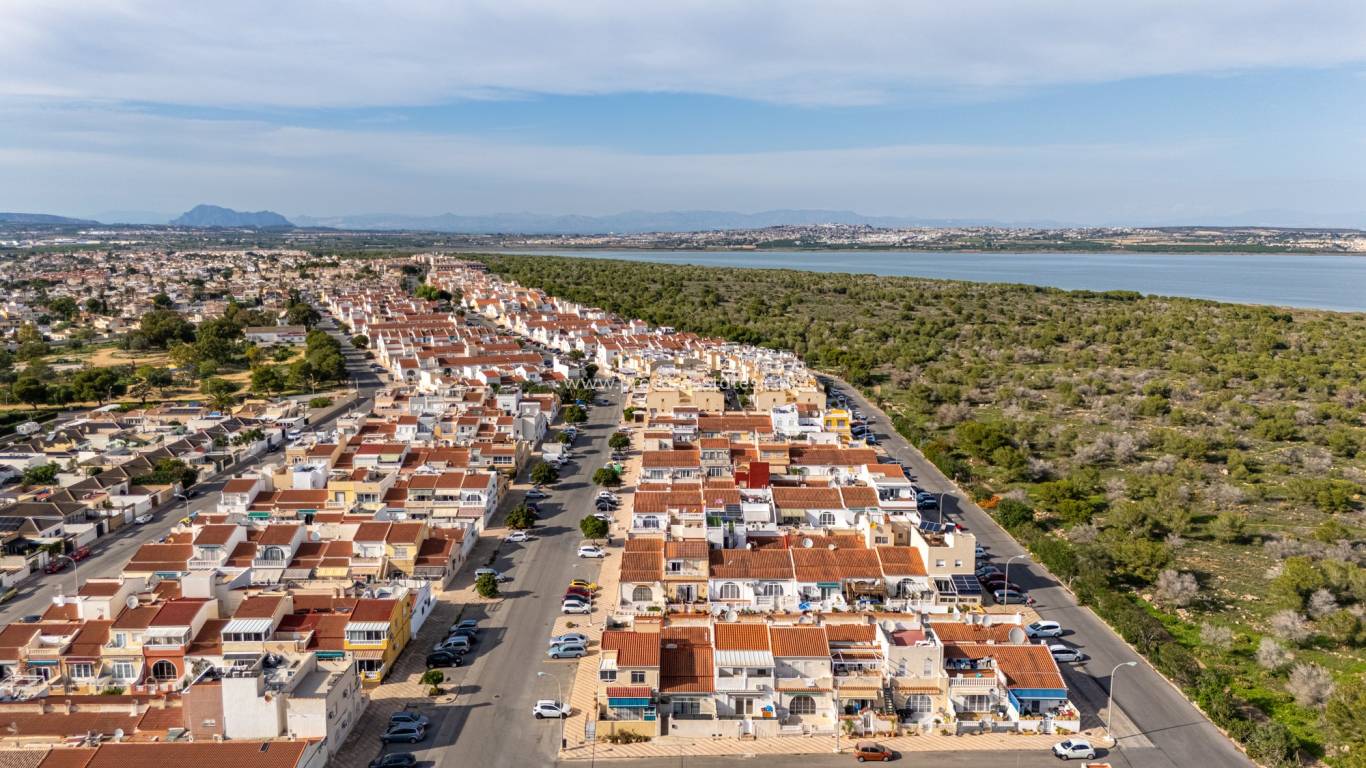 Verkauf - Terraced house / Townhouse - Torrevieja - La Siesta - San Luis