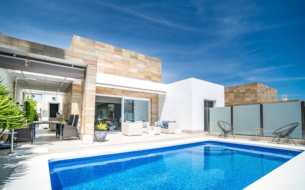 Verkauf - Villa - Algorfa - La Finca golf