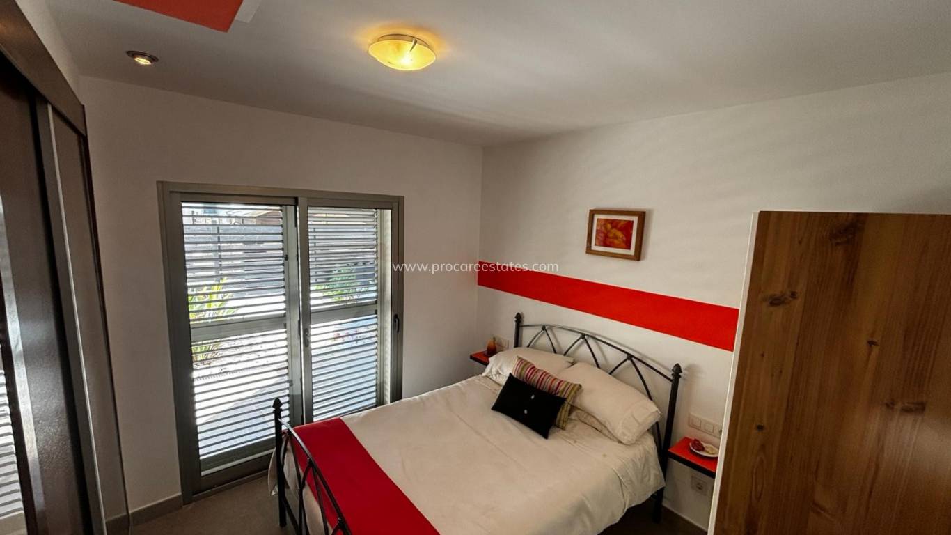 Verkauf - Villa Detached - Cox