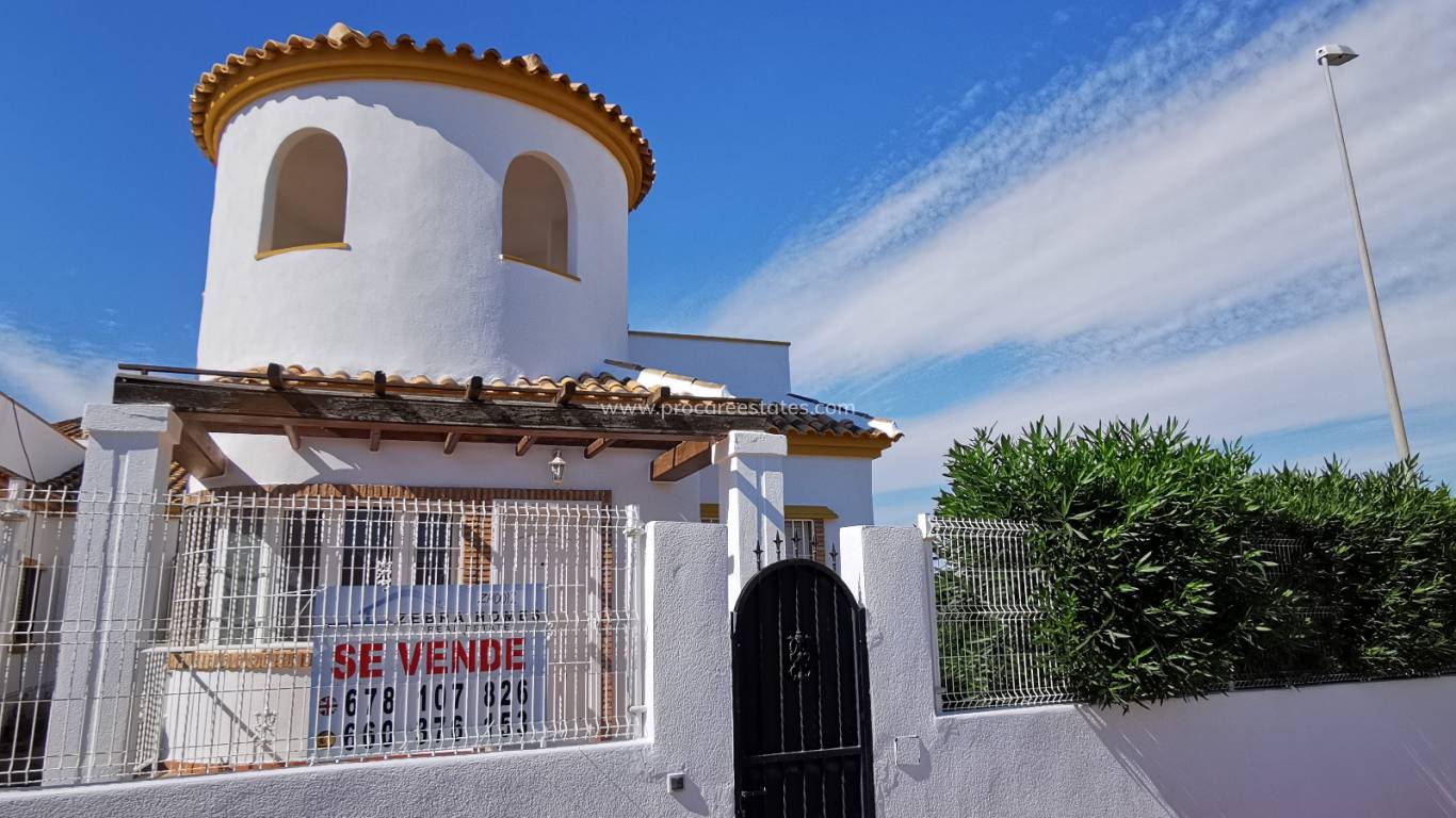 Verkauf - Villa - Guardamar del Segura