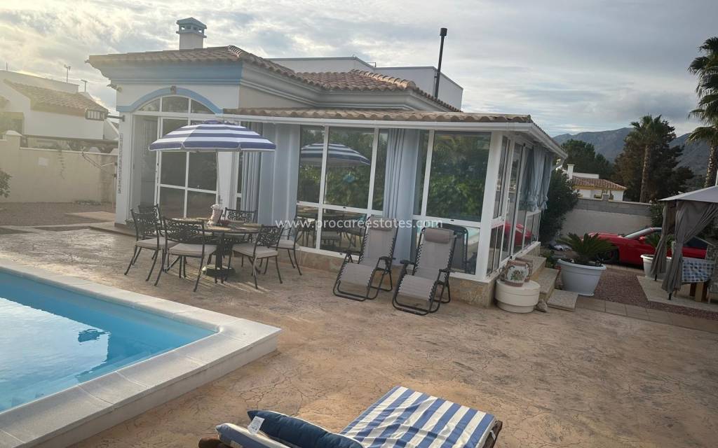 Verkauf - Villa - Hondon de las Nieves - Urbaniz La Montañosa