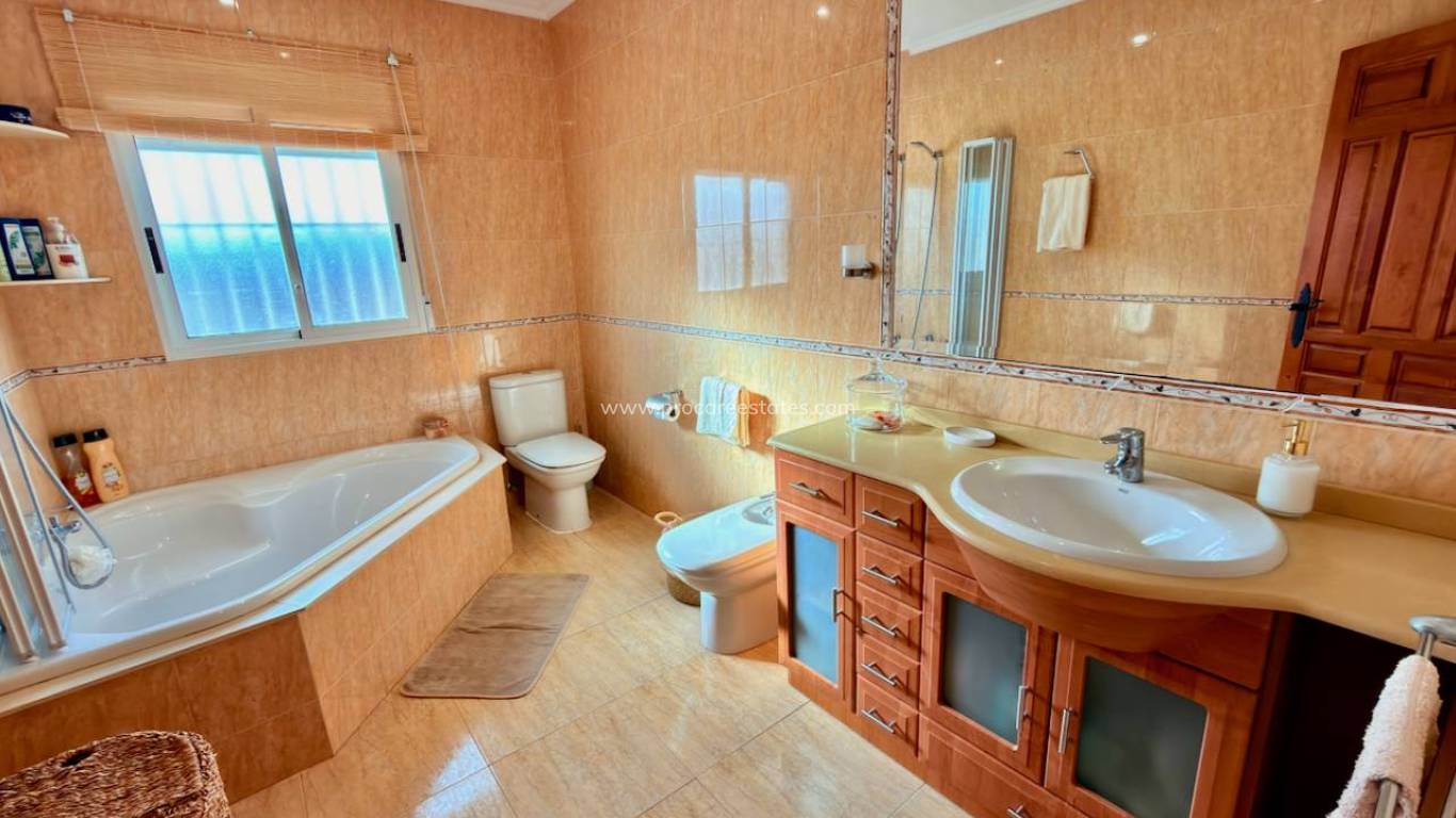 Verkauf - Villa - Hondon de las Nieves