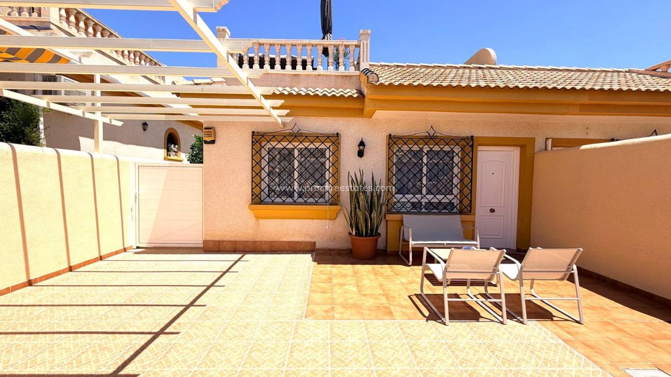 Verkauf - Villa - Los Montesinos - Urbanizacion montesol