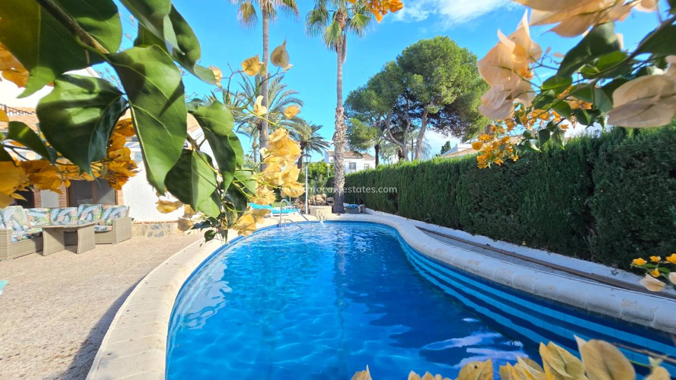 Verkauf - Villa - Orihuela Costa - Cabo Roig