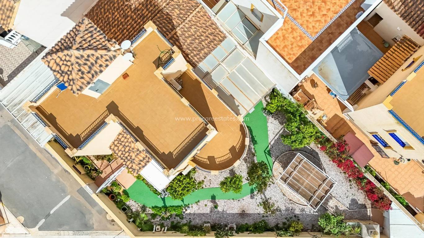 Verkauf - Villa - Orihuela Costa - Campoamor