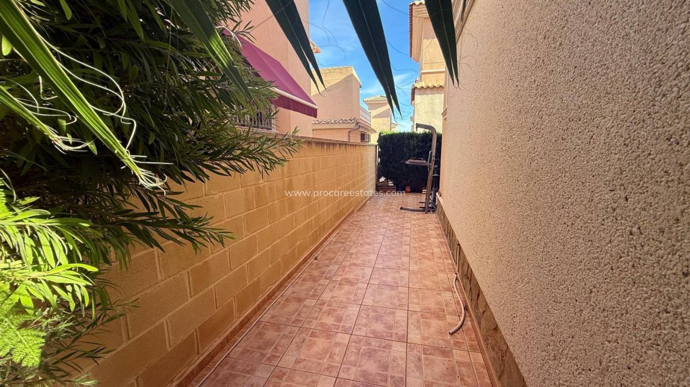 Verkauf - Villa - Orihuela Costa - Campoamor