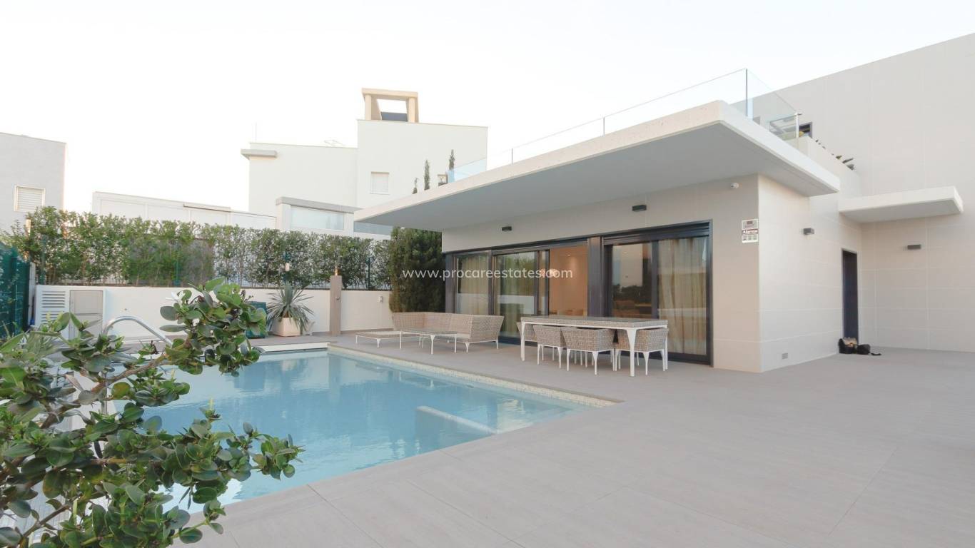 Verkauf - Villa - Orihuela Costa - Campoamor