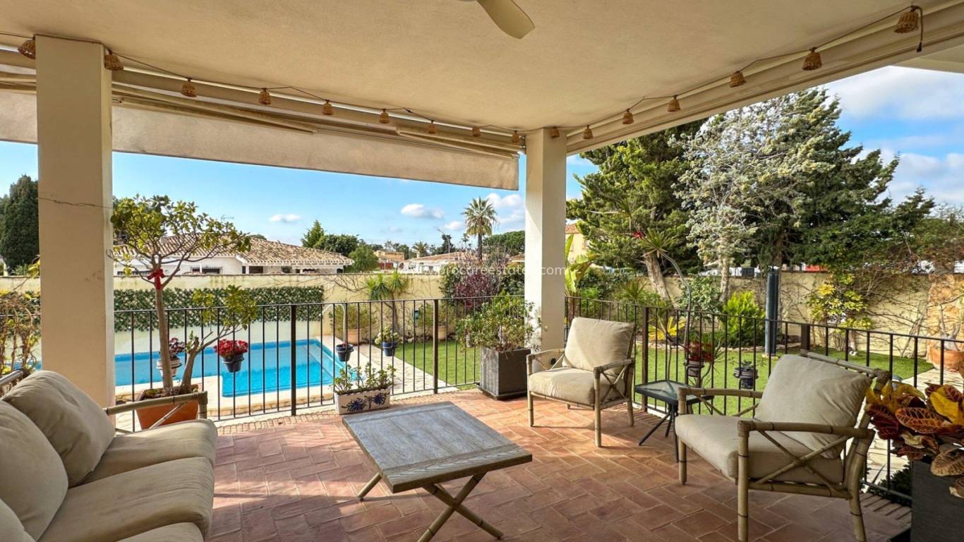 Verkauf - Villa - Orihuela Costa - Campoamor