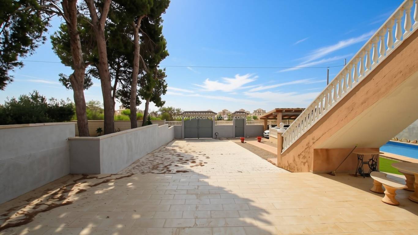 Verkauf - Villa - Orihuela Costa - Campoamor