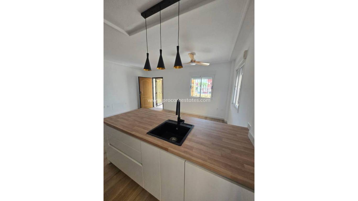 Verkauf - Villa - Orihuela Costa - Campoamor