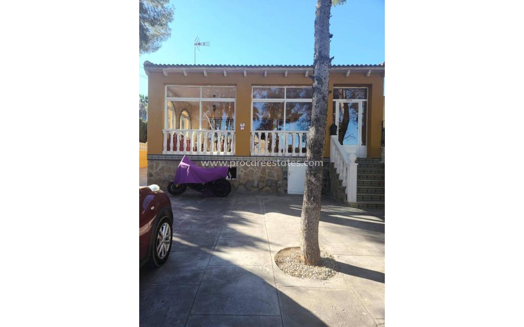 Verkauf - Villa - Orihuela Costa - Los Almendros-La Florida