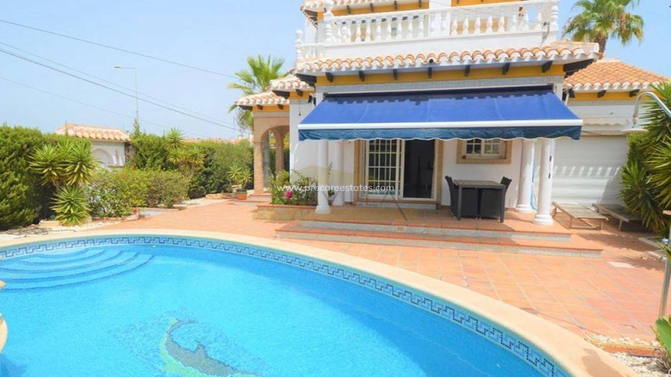 Verkauf - Villa - Orihuela Costa - Playa Flamenca