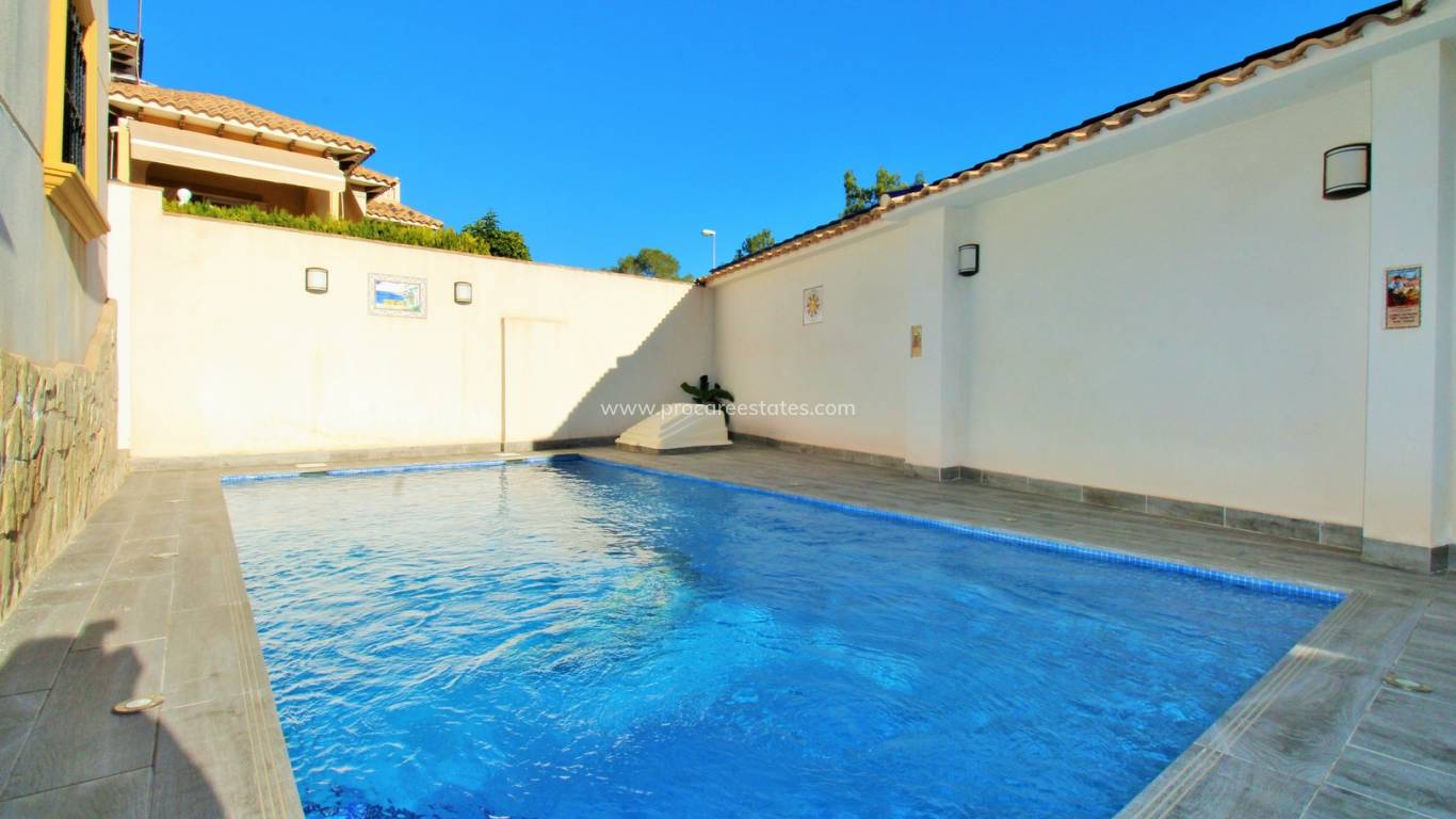 Verkauf - Villa - Orihuela Costa - Playa Flamenca