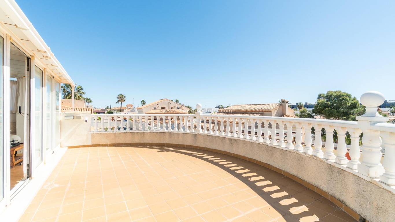 Verkauf - Villa - Orihuela Costa - Playa Flamenca