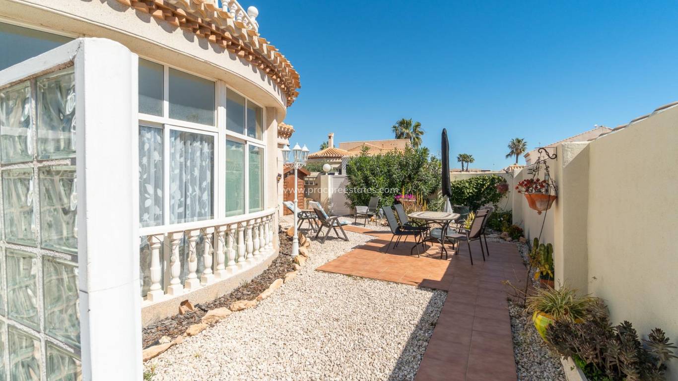 Verkauf - Villa - Orihuela Costa - Playa Flamenca