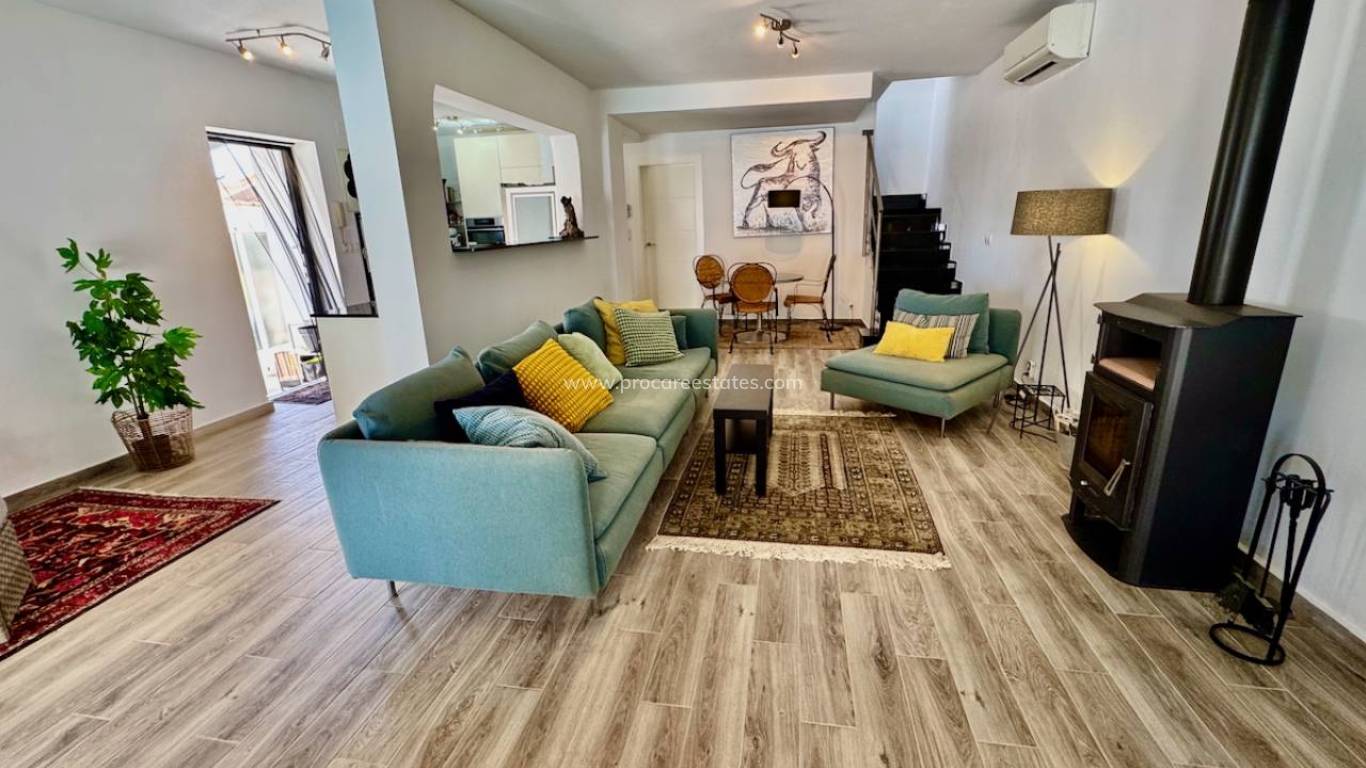 Verkauf - Villa - Orihuela Costa - Punta Prima