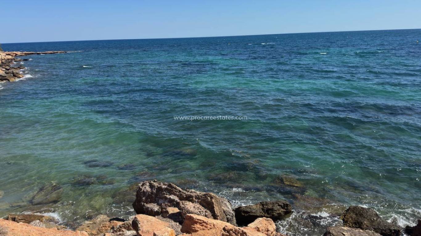 Verkauf - Villa - Orihuela Costa - Punta Prima