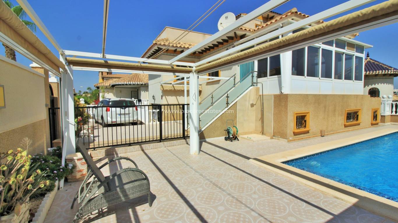 Verkauf - Villa - Orihuela Costa - Villamartin