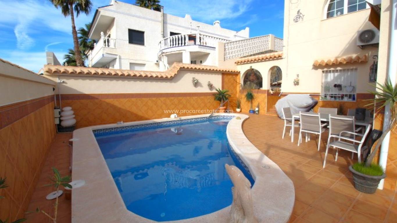 Verkauf - Villa - Orihuela Costa - Villamartin