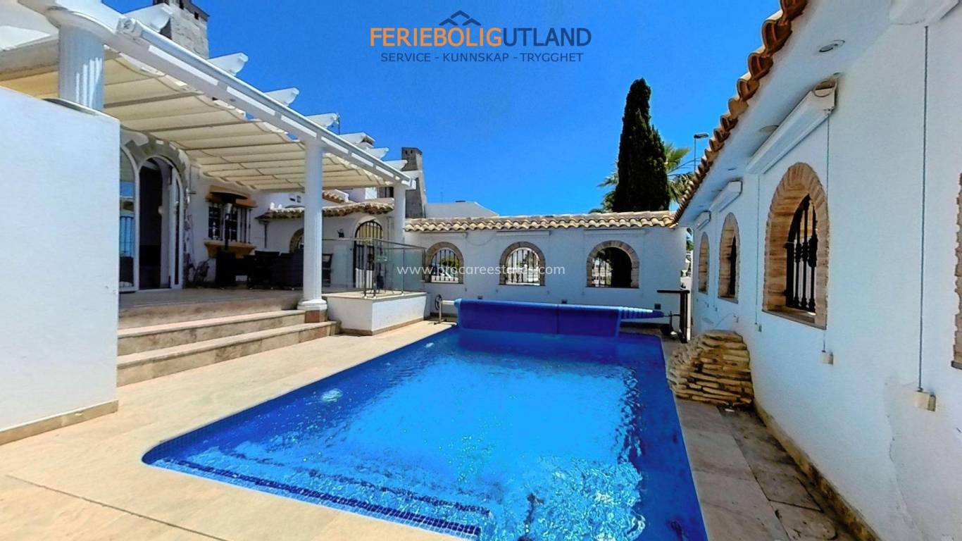 Verkauf - Villa - Orihuela Costa - Villamartin