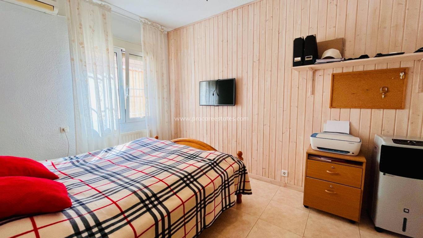 Verkauf - Villa - Orihuela Costa - Villamartin