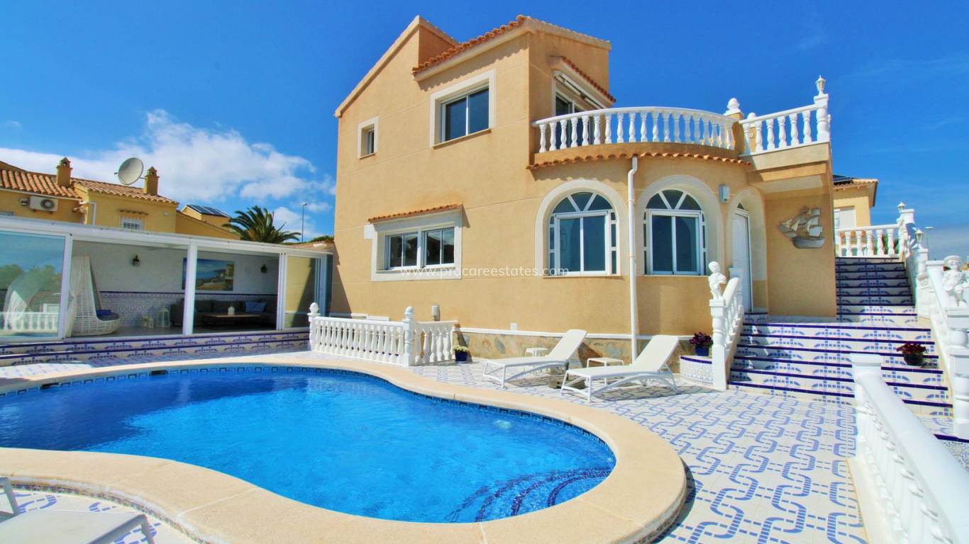 Verkauf - Villa - Orihuela Costa - Villamartin