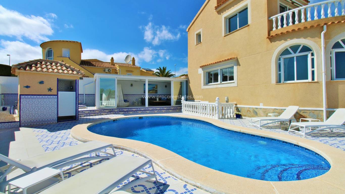 Verkauf - Villa - Orihuela Costa - Villamartin