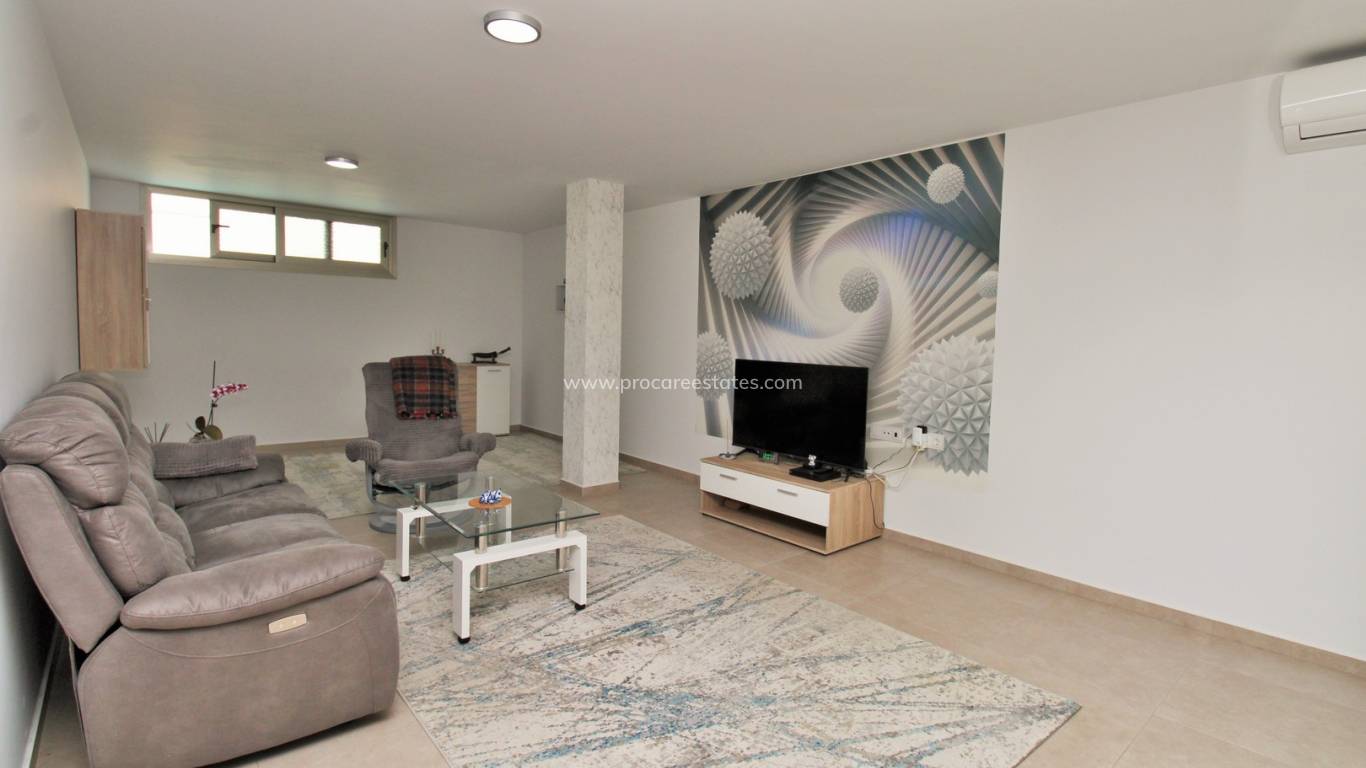 Verkauf - Villa - Orihuela Costa - Villamartin