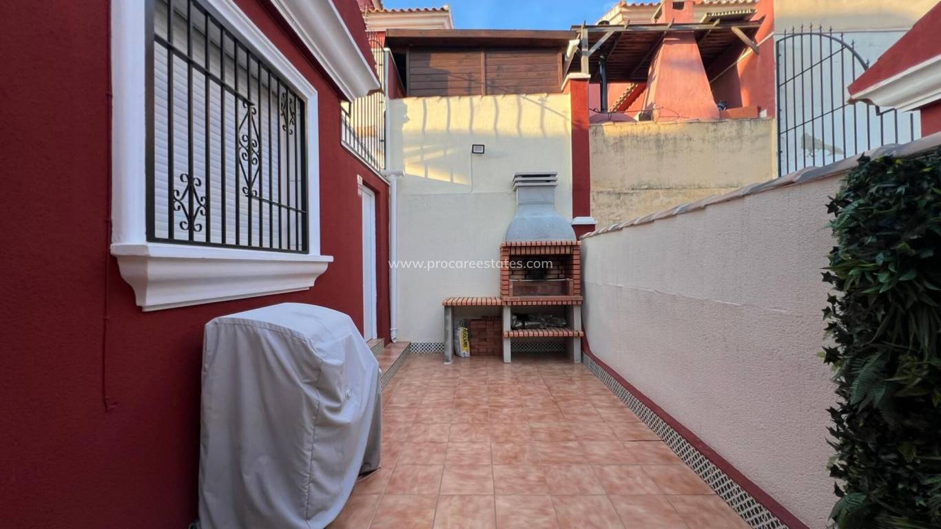 Verkauf - Villa - Orihuela Costa - Villamartin