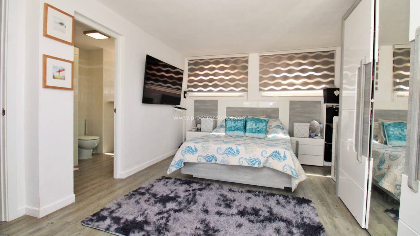 Verkauf - Villa - Orihuela Costa - Villamartin