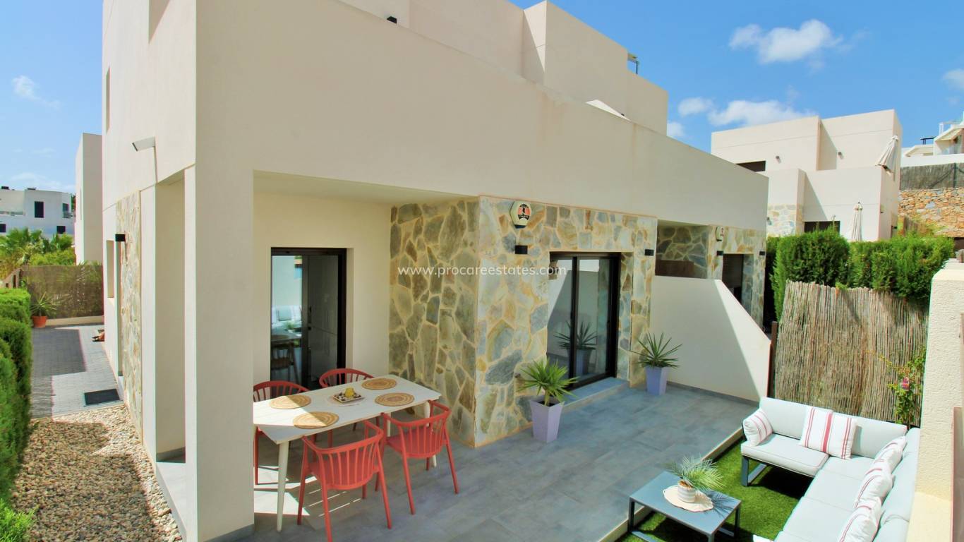 Verkauf - Villa - Orihuela Costa - Villamartin