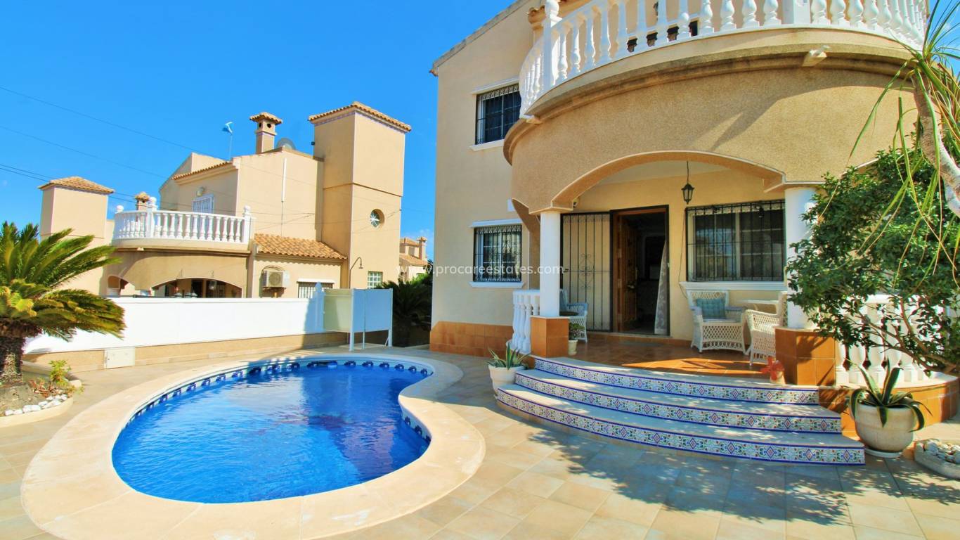 Verkauf - Villa - Orihuela Costa - Villamartin