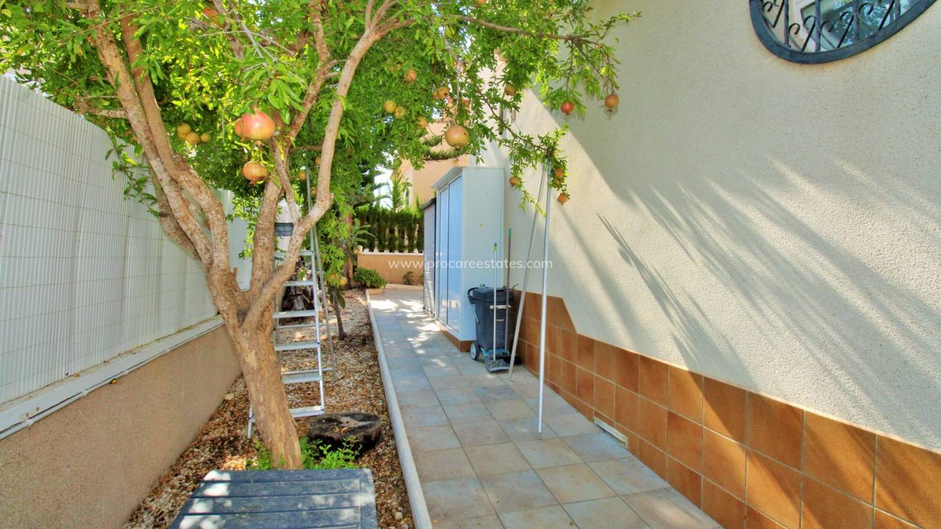 Verkauf - Villa - Orihuela Costa - Villamartin