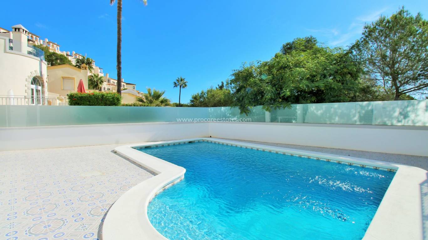 Verkauf - Villa - Orihuela Costa - Vistabella Golf