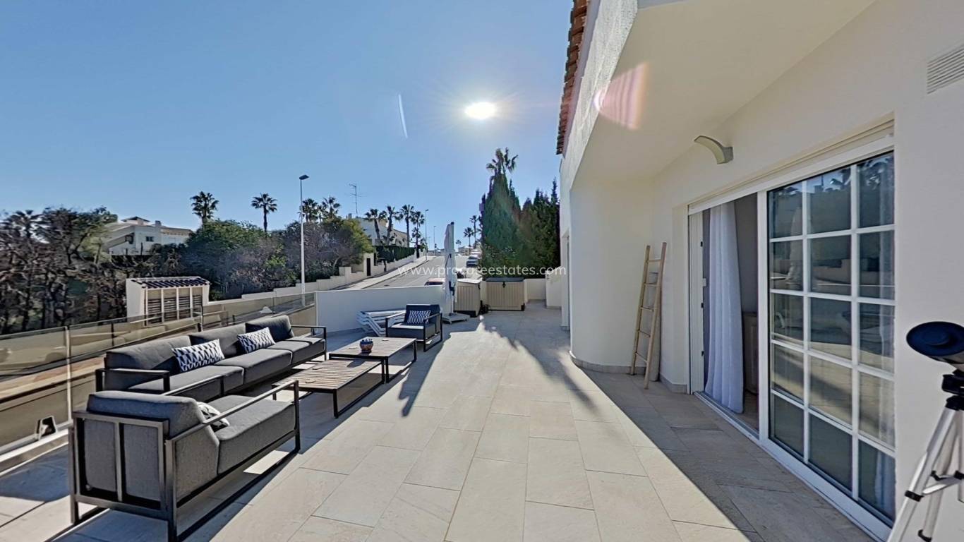 Verkauf - Villa - Orihuela Costa - Vistabella Golf