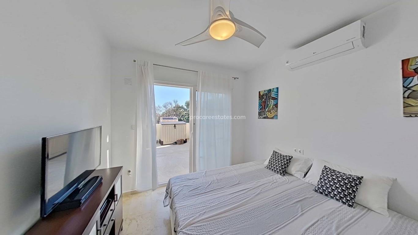 Verkauf - Villa - Orihuela Costa - Vistabella Golf