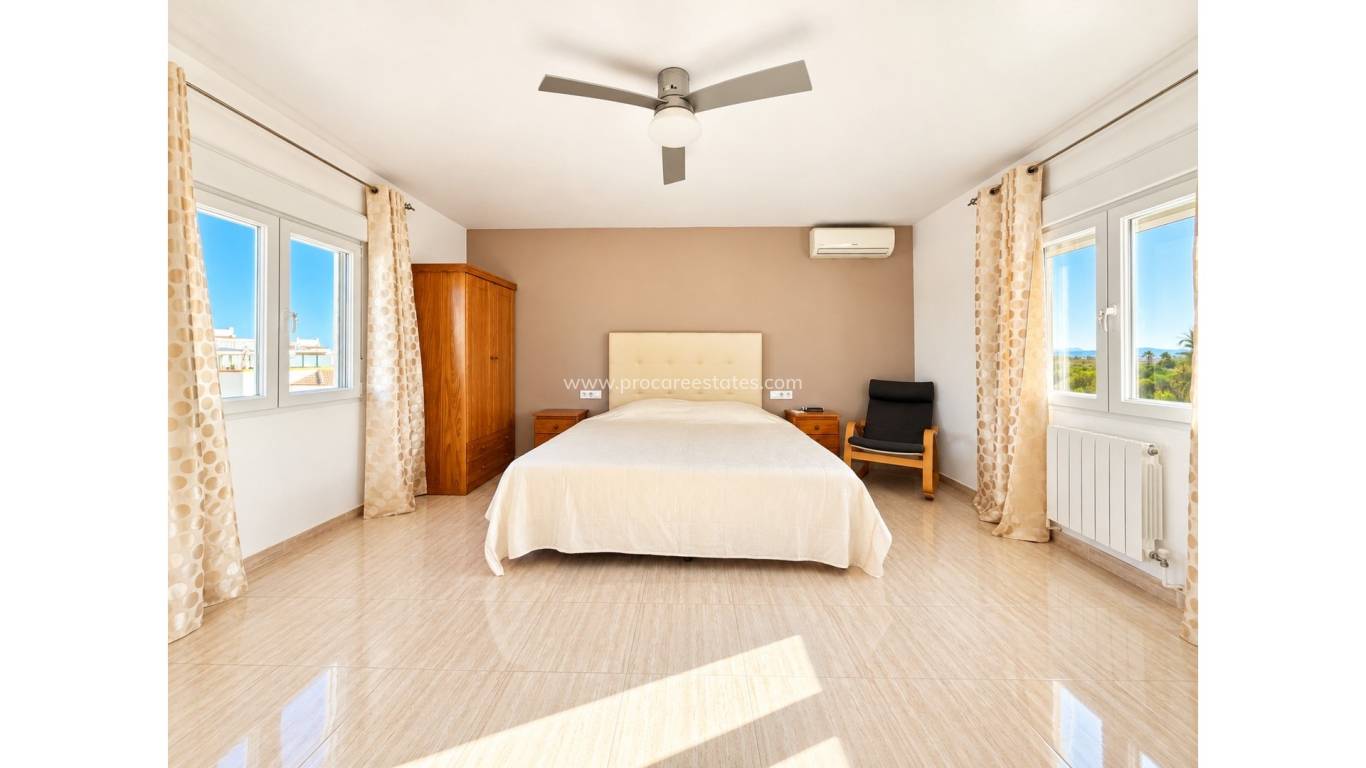 Verkauf - Villa - San Fulgencio - urb.la marina