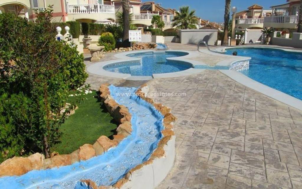 Verkauf - Villa - Torrevieja - Aguas Nuevas